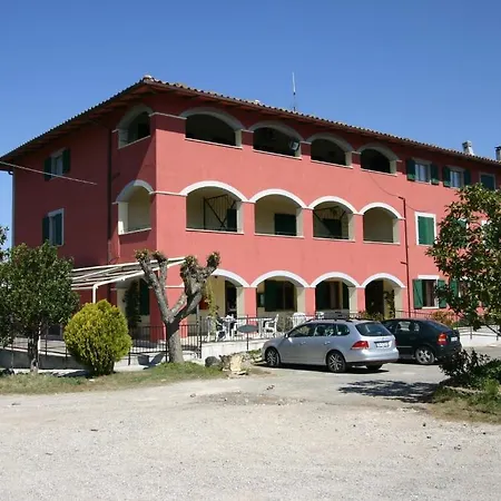 Terre D'orcia Hotel *